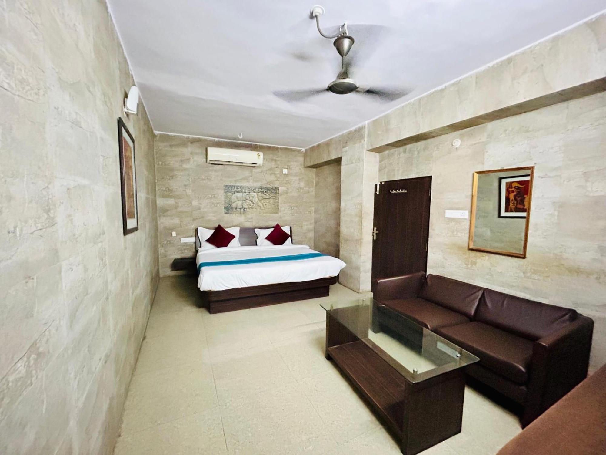 Hotel Bachan Niwas